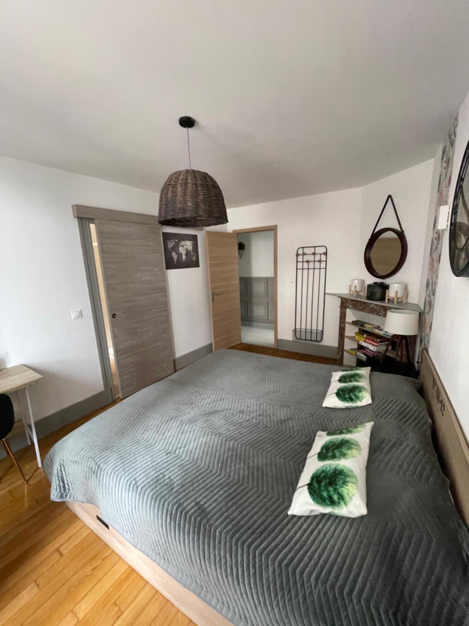 Appartement Moderne Centre Ville, 5 Personnes, 65 M2 Semur-en-Auxois Bagian luar foto