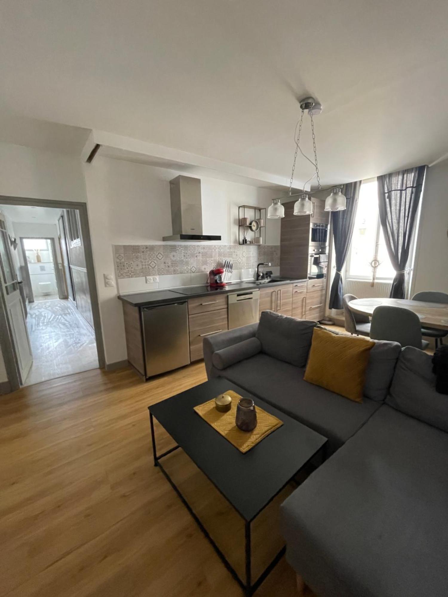 Appartement Moderne Centre Ville, 5 Personnes, 65 M2 Semur-en-Auxois Bagian luar foto
